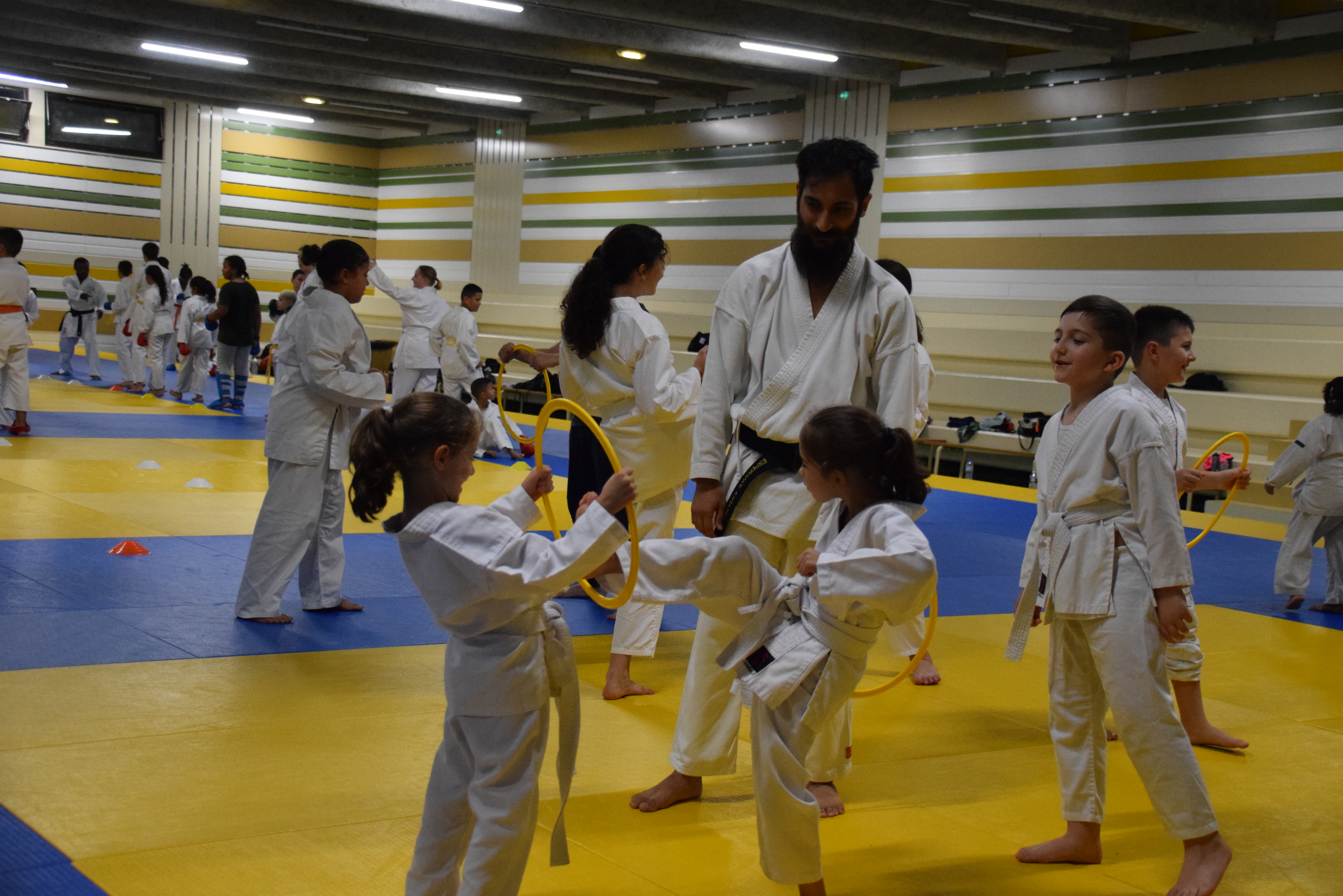 Cours Enfants Débutants (Blanc et Jaune)